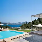 Aspasia's Mansion Villa *