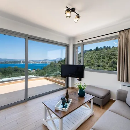 Aspasia's Mansion * Ligia