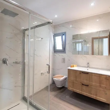 Aspasia's Mansion * Ligia