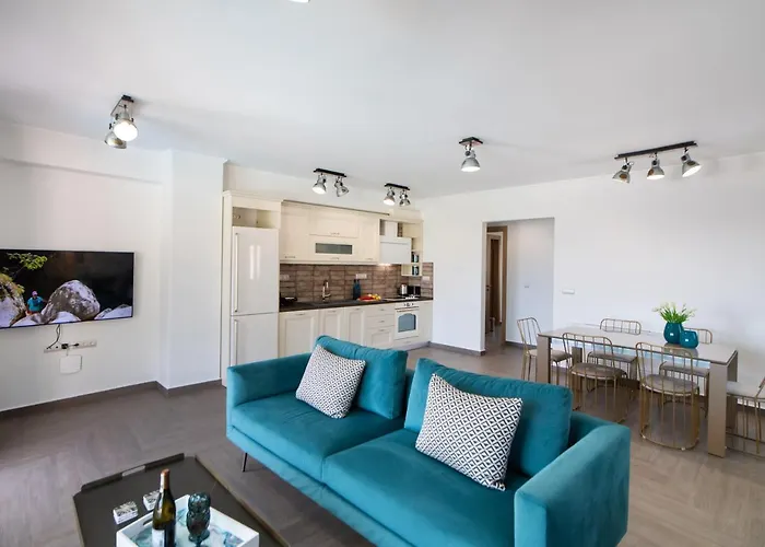 Aspasia's Mansion Villa *