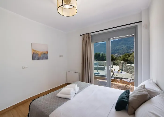 Aspasia's Mansion Villa *