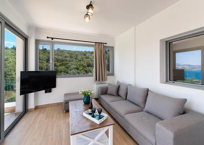 Aspasia's Mansion Villa *