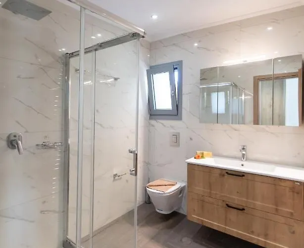 Aspasia's Mansion * Lygia (Lefkada)