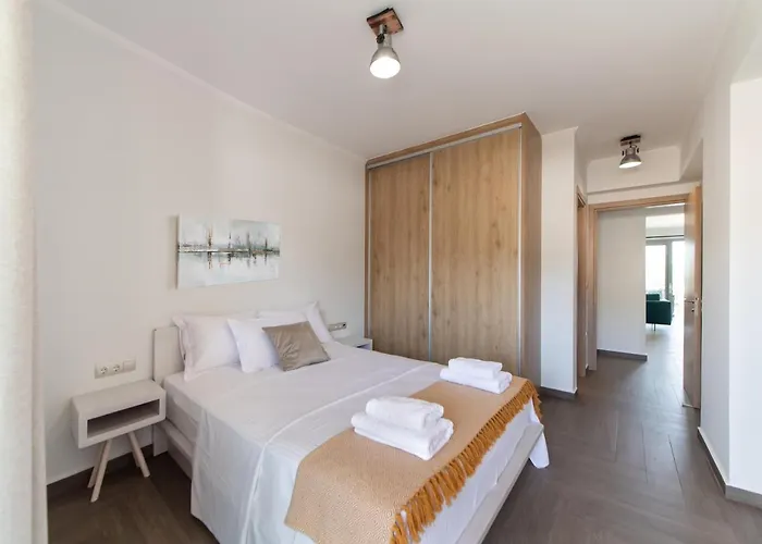 Villa Aspasia's Mansion *