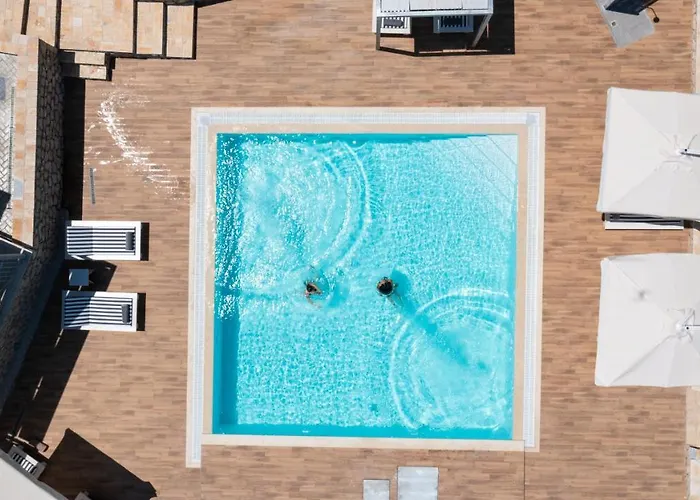 Villa Aspasia's Mansion *